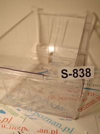 SZUFLADA ZAMRAŻARKI Z OTWORAMI